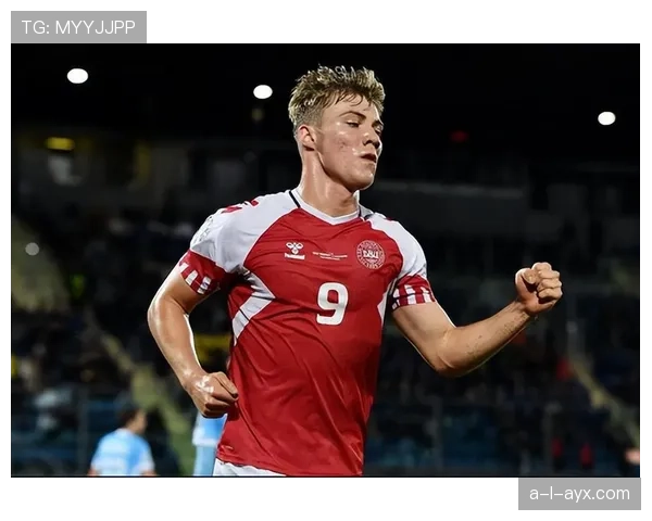 卢克·肖状态火热，助曼联强势复苏重返英超争冠行列