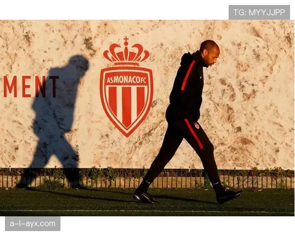 亨利式射门树立足球精准度新标杆，引发专家热议
