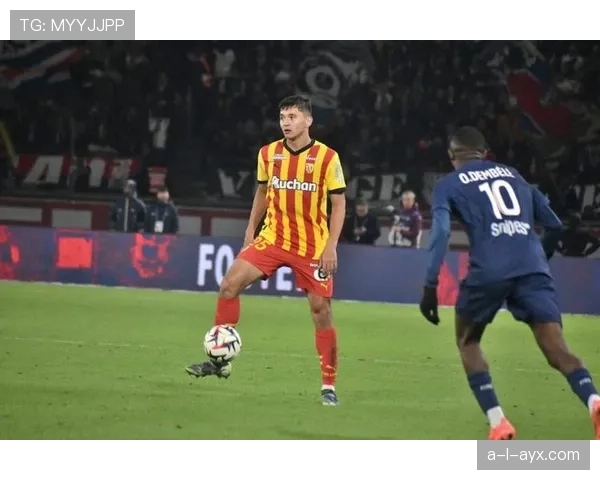 卡尔顿·莫里斯:英超新星表现稳健,球队期待他在赛季初继续展现潜力 卡尔顿·莫里斯:英超新星表现稳健,球队期待他在赛季初继续展现潜力